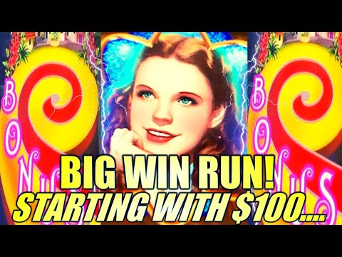 LOLLIPOPS & MUNCHKINS FOR THE BIG WIN!! MUNCHKINLAND WIZARD OF OZ Slot Machine (LIGHT & WONDER)